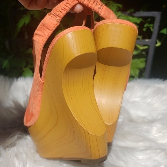 Call It Spring Orange Peep Toe Wedges 7 OVERGAARD - Picture 7 of 13